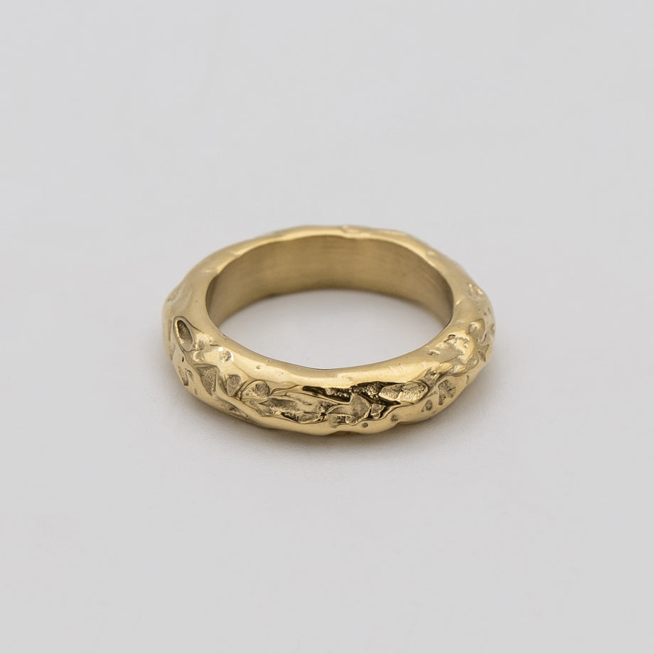 Astrid Ring, a Gold plated band with a unique sea urchin texture from prya