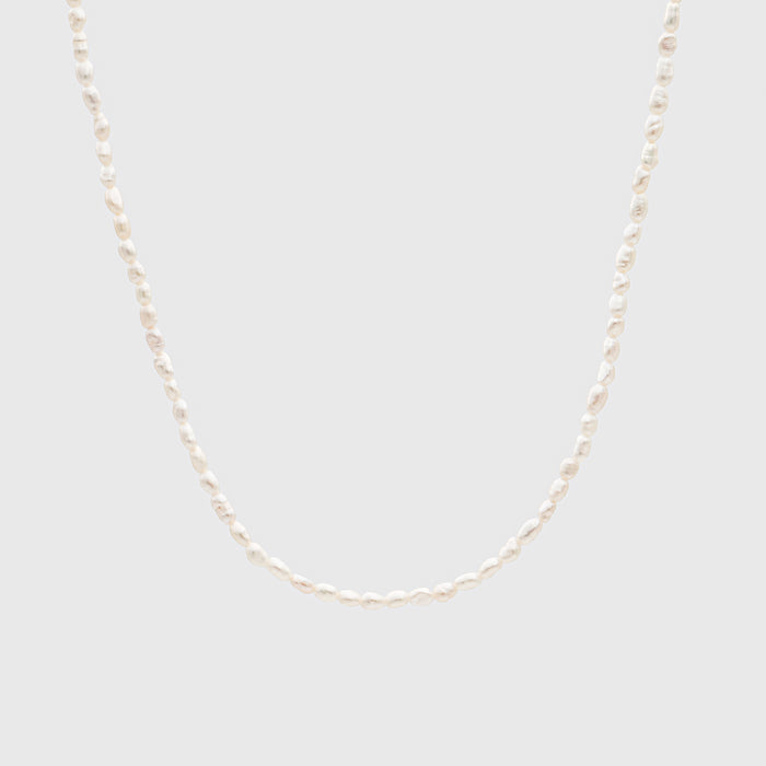 Amelie Dainty Pearl Necklace prya