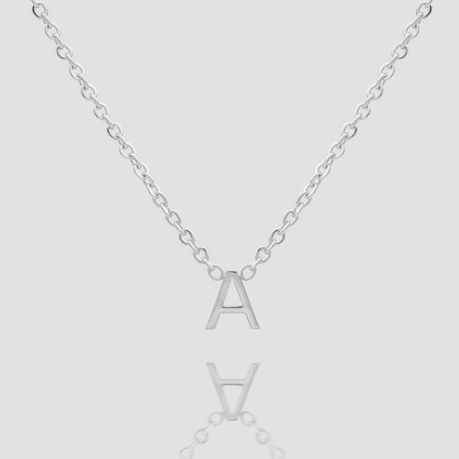 Mini initial necklace in silver