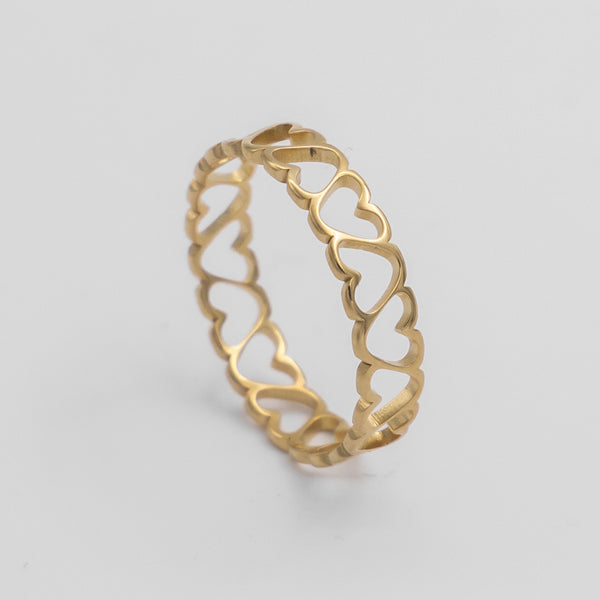 Serena Linked Love Heart Ring, 18K Gold Plated / US 6 | UK L | EUR 52 | PRYA