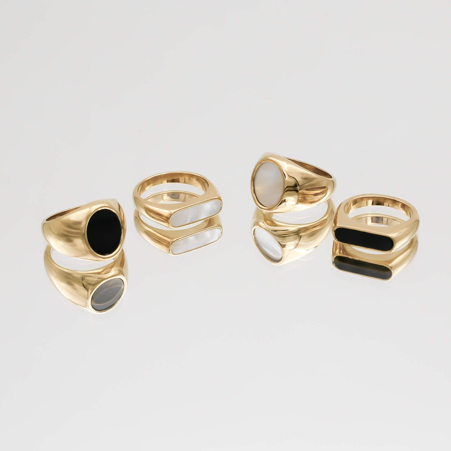 Lani Onyx Oval Signet Ring
