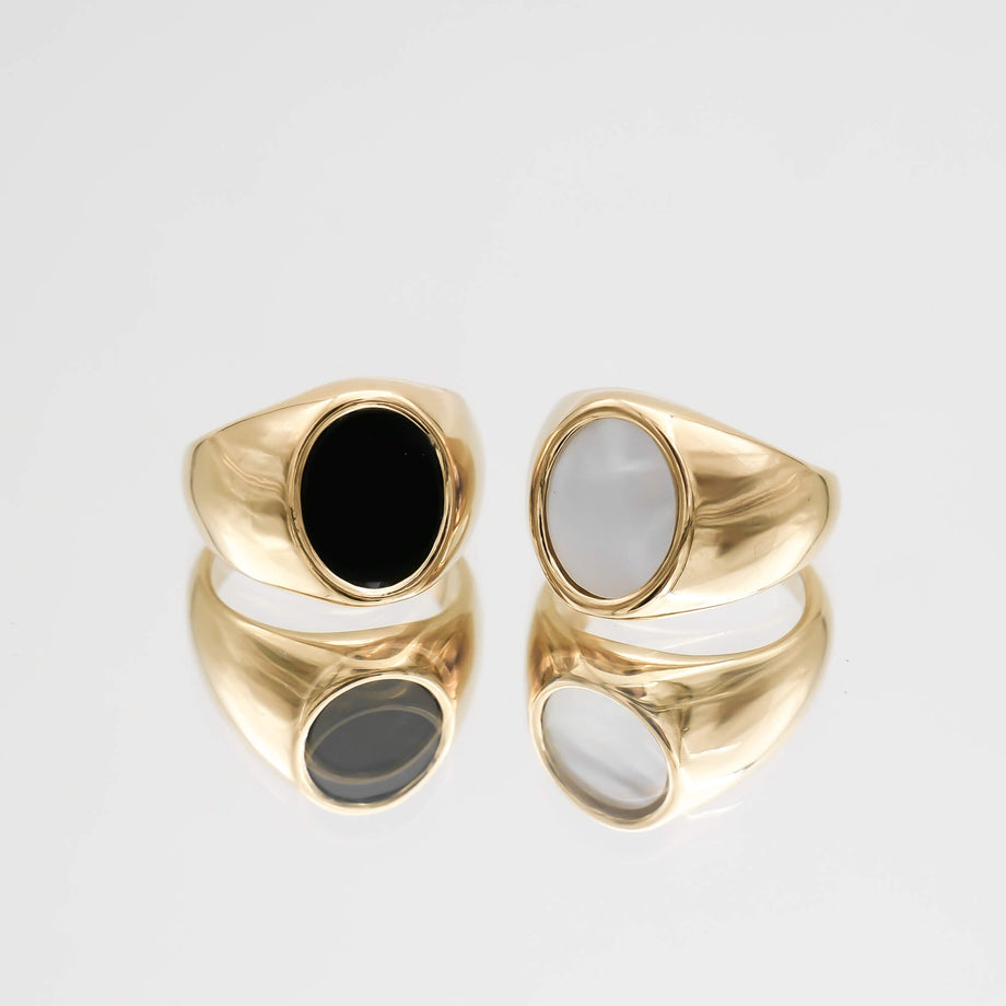 Lani Onyx Oval Signet Ring
