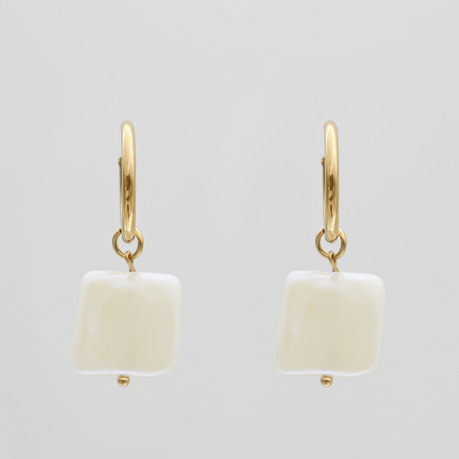 Boucles d'oreilles carrées perles May