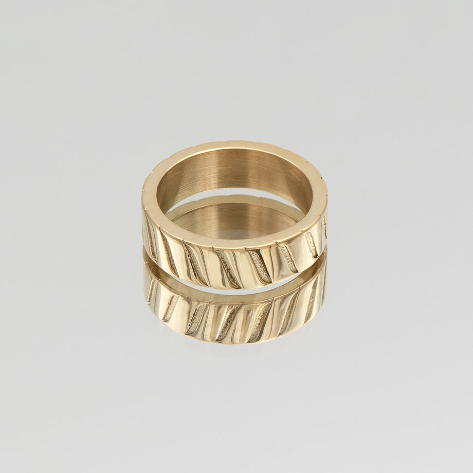 Amaia Band Ring, featuring striped engraving, crafted in 18k gold plated stainless steel