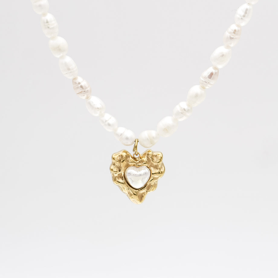 Pearl heart pendant necklace with 18k plated gold heart pendant from prya