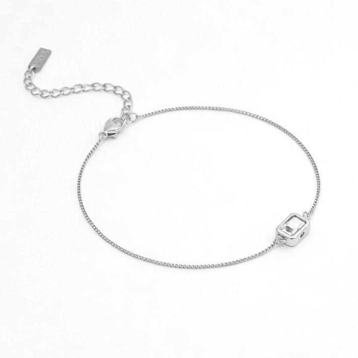 April Emerald cut birthstone bracelet  in silver plating from prya