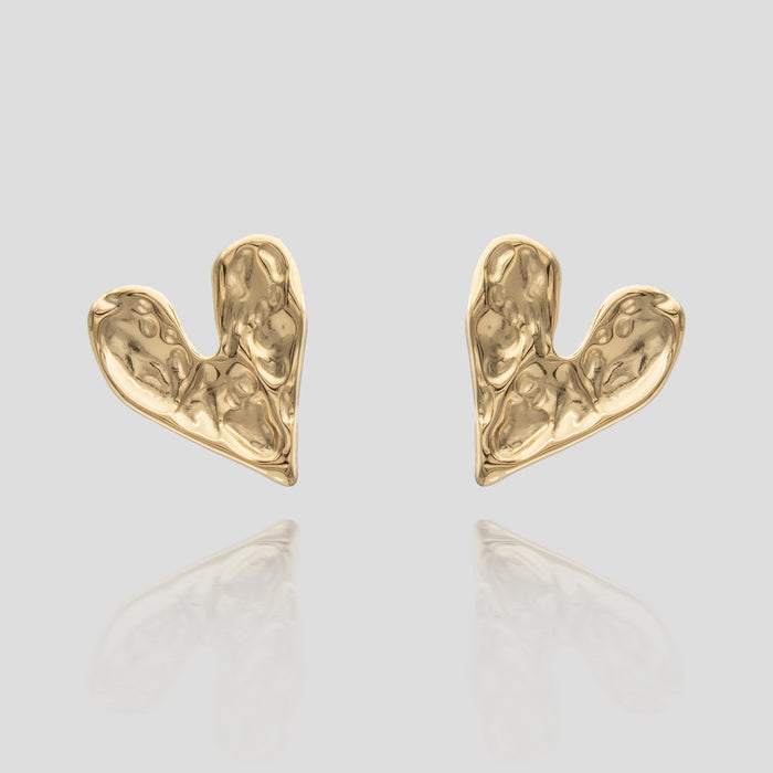 Cari hammered heart earring in 18k gold plated from prya