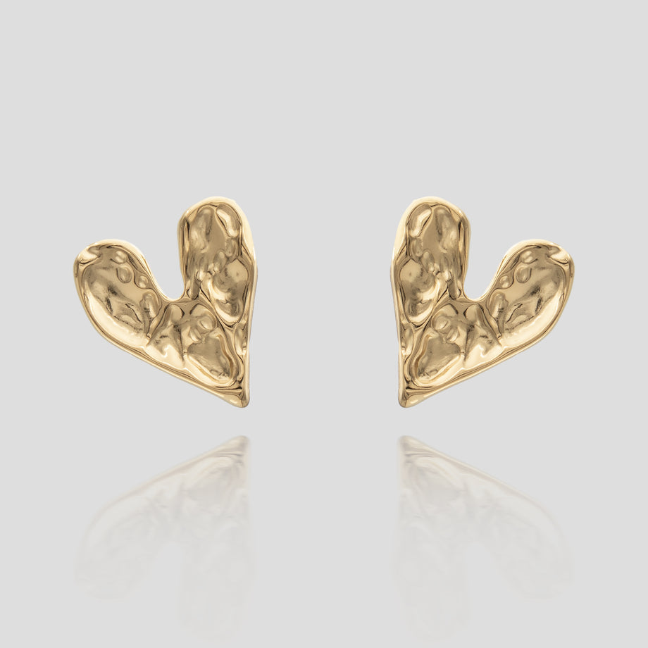 Cari hammered heart earring in 18k gold plated from prya