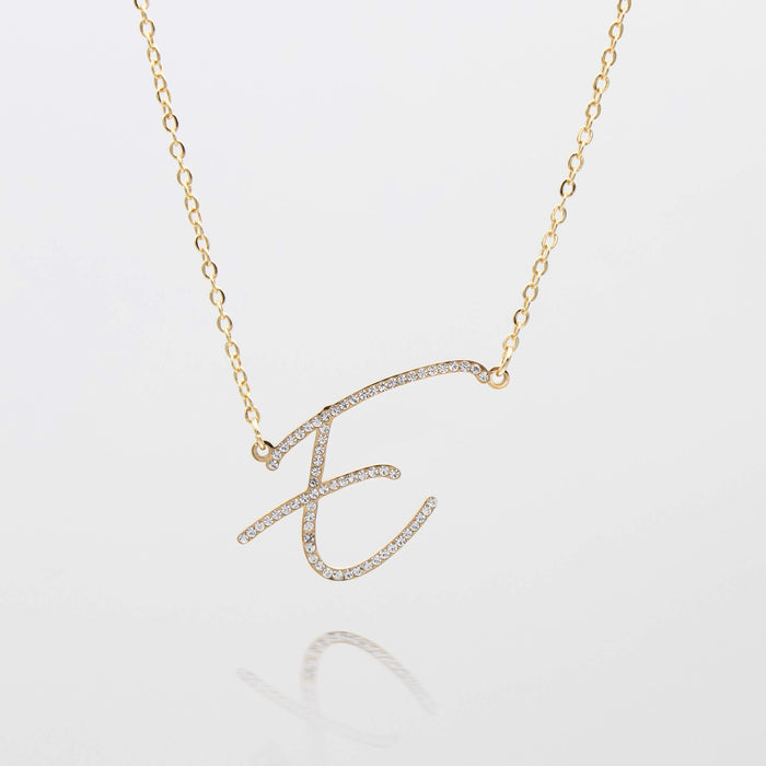 sydney initial necklace with letter 'e' in gold from prya