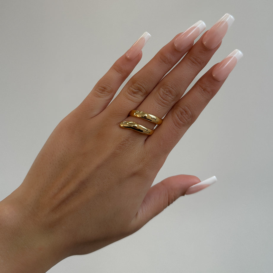 model wearing Fia dainty Wrap ring in 18k plated stainless steel from prya