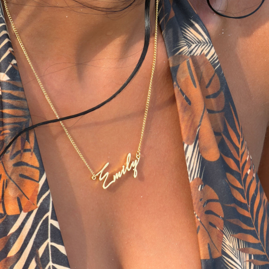 model wearing Havana personalised name necklace in 18k gold plated stainless steel from prya