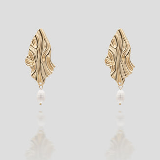 Inaya Pearl Drop Earrings in gold with lustrous pearls from prya