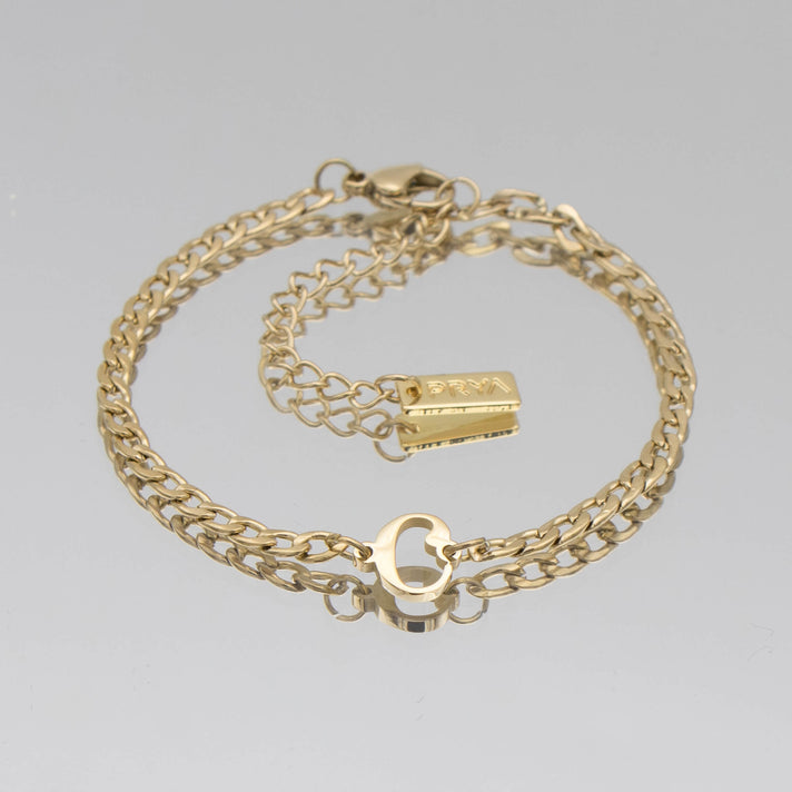 Dubai initial bracelet with cuban chain in 18k gold plating from prya