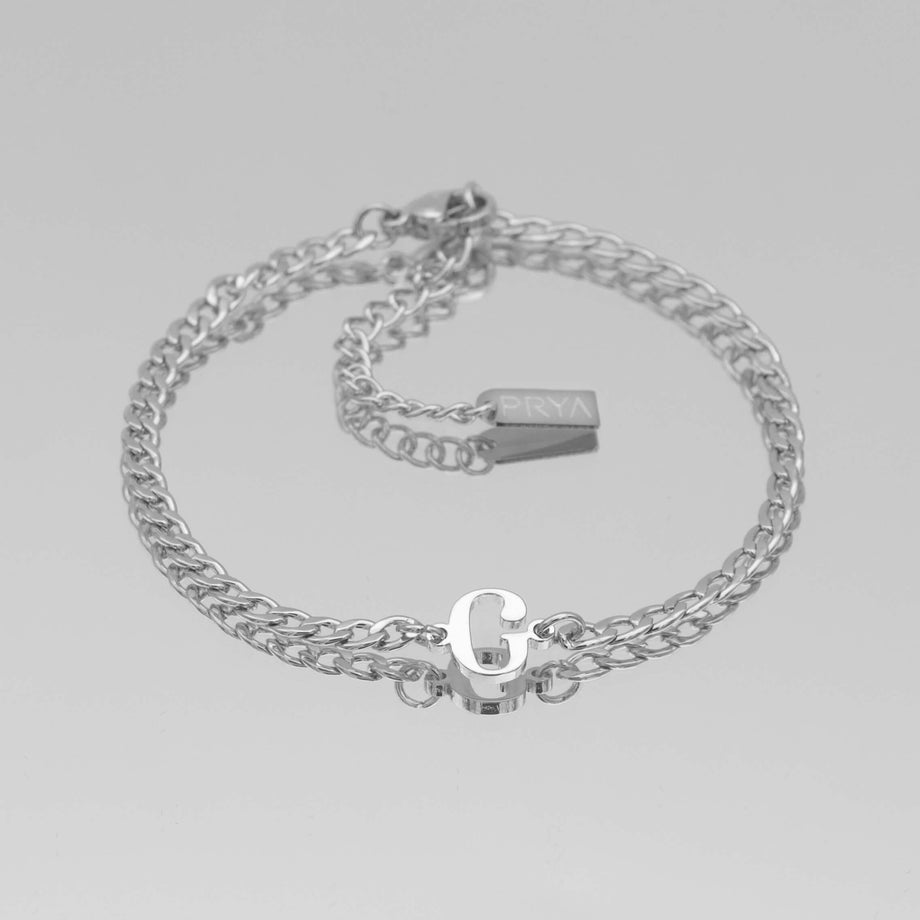 Dubai initial bracelet with cuban chain in silver plating from prya