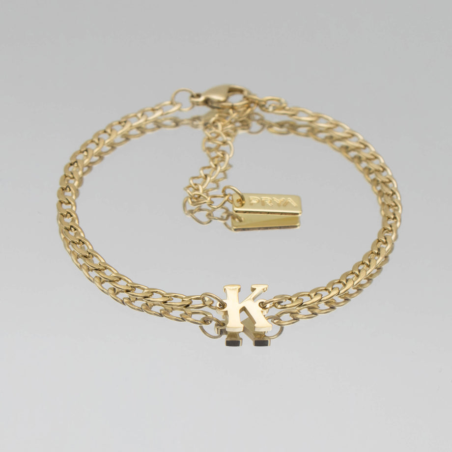 Dubai initial bracelet with cuban chain in 18k gold plating from prya