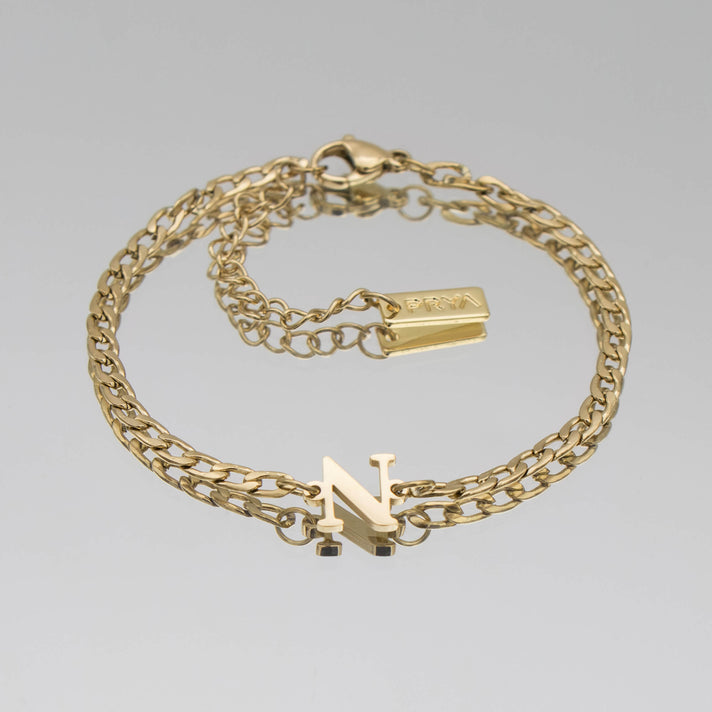 Dubai initial bracelet with cuban chain in 18k gold plating from prya