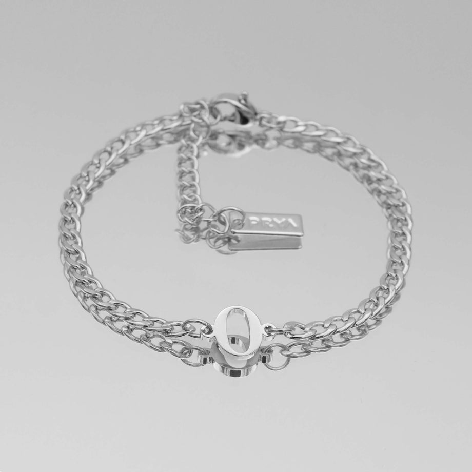 Dubai initial bracelet with cuban chain in silver plating from prya