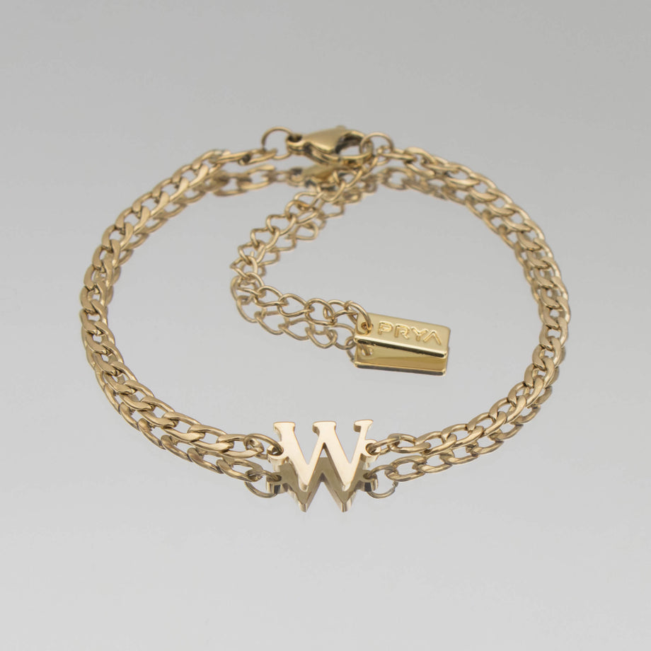 Dubai initial bracelet with cuban chain in 18k gold plating from prya