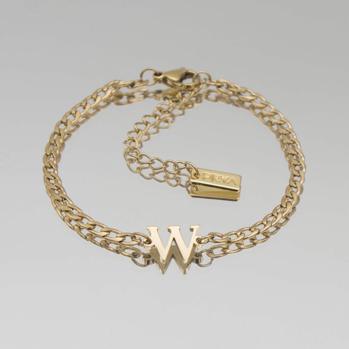Dubai initial bracelet with cuban chain in 18k gold plating from prya