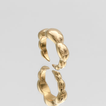 Lia Bubble Band Ring, crescent-shaped bubble design crafted in 18k gold plated stainless steel from prya