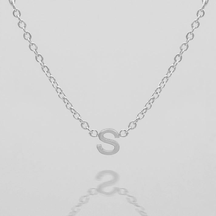 Maia Mini initial necklace in silver by prya