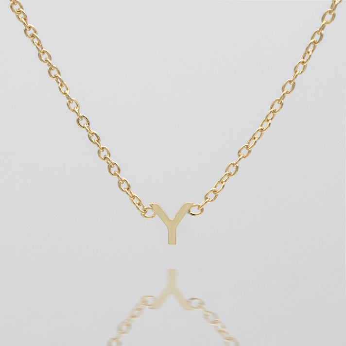 Maia Mini initial necklace in gold by prya