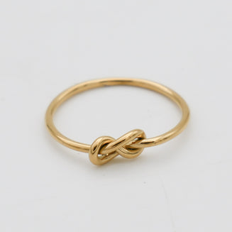 Noelle Knot Ring