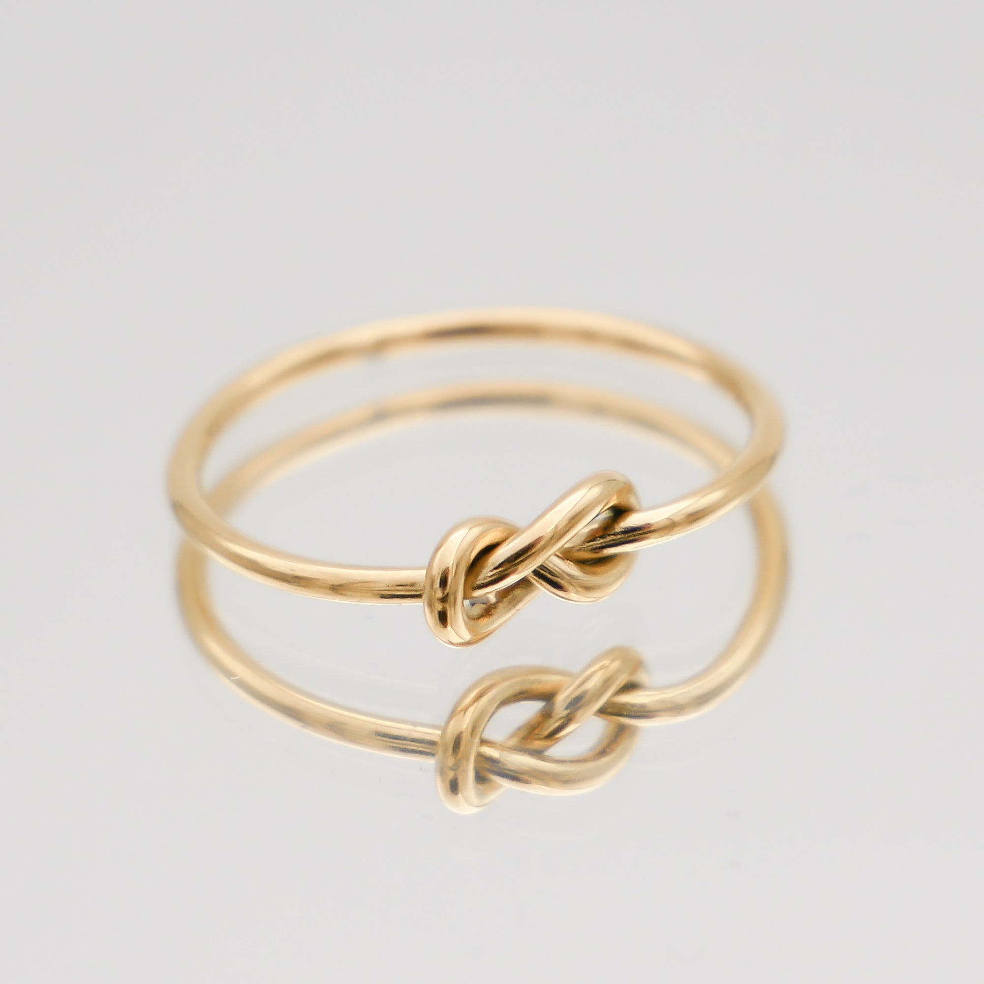 Noelle Knot Ring