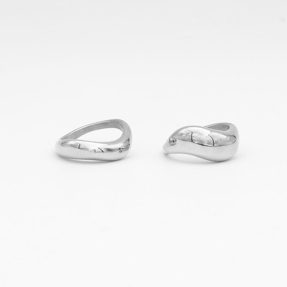 Solene Wave Ring