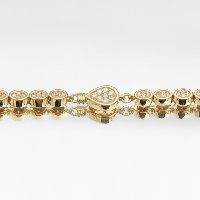 Padel Bracelet in gold wear pear shape stones