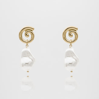 Rumi Pearl Earrings