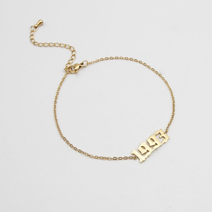 Birth year anklet in gold plating from PRYA