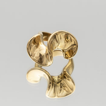 18K plated gold abstract ring from prya