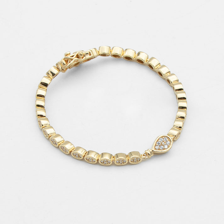 padel bracelet in 18k gold vermeil with Oval stones and pavé padel racket charm.