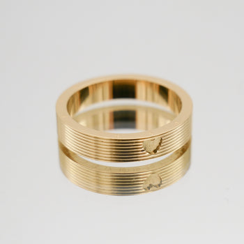 alaina ring in gold prya