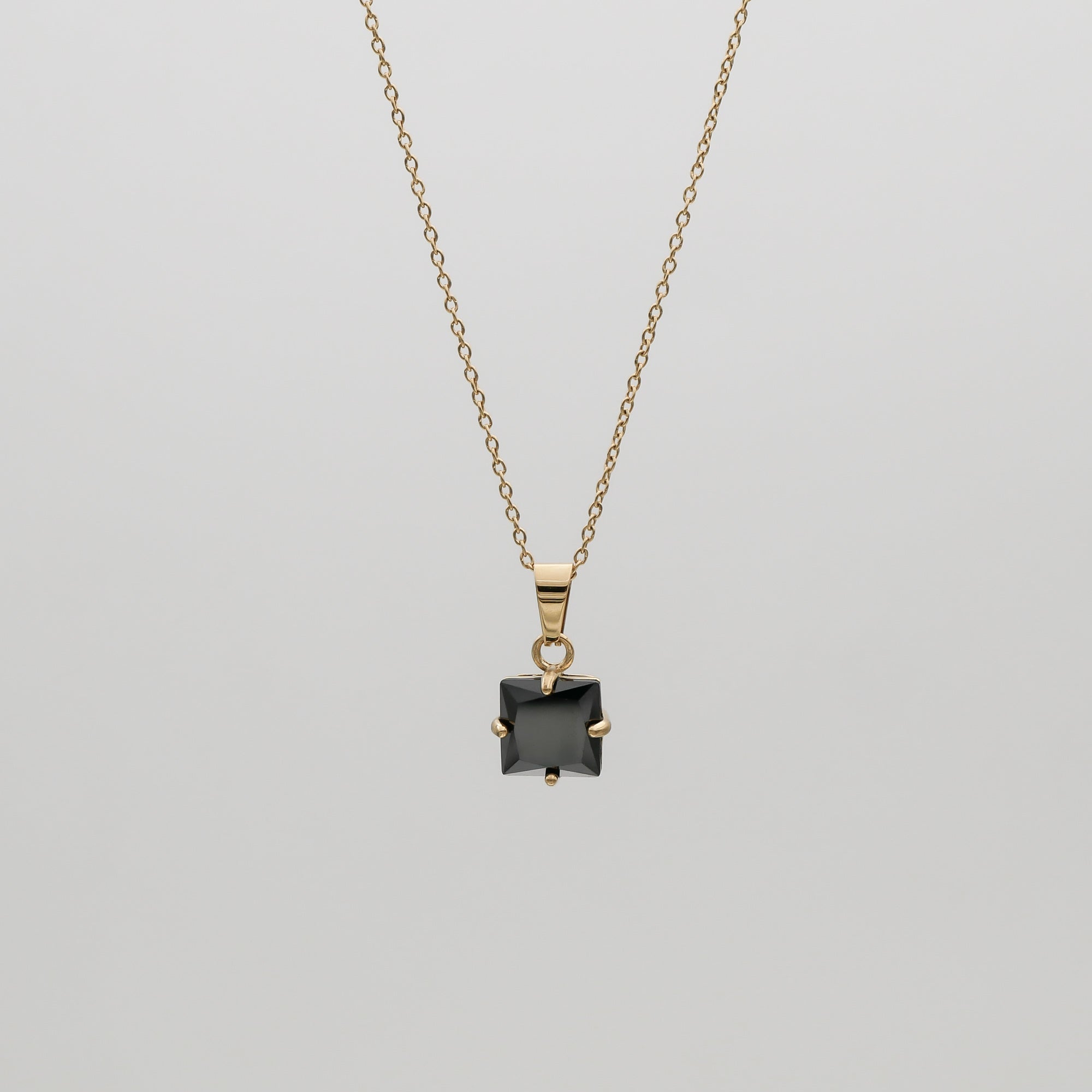 Asha Gemstone Necklace with onyx stone