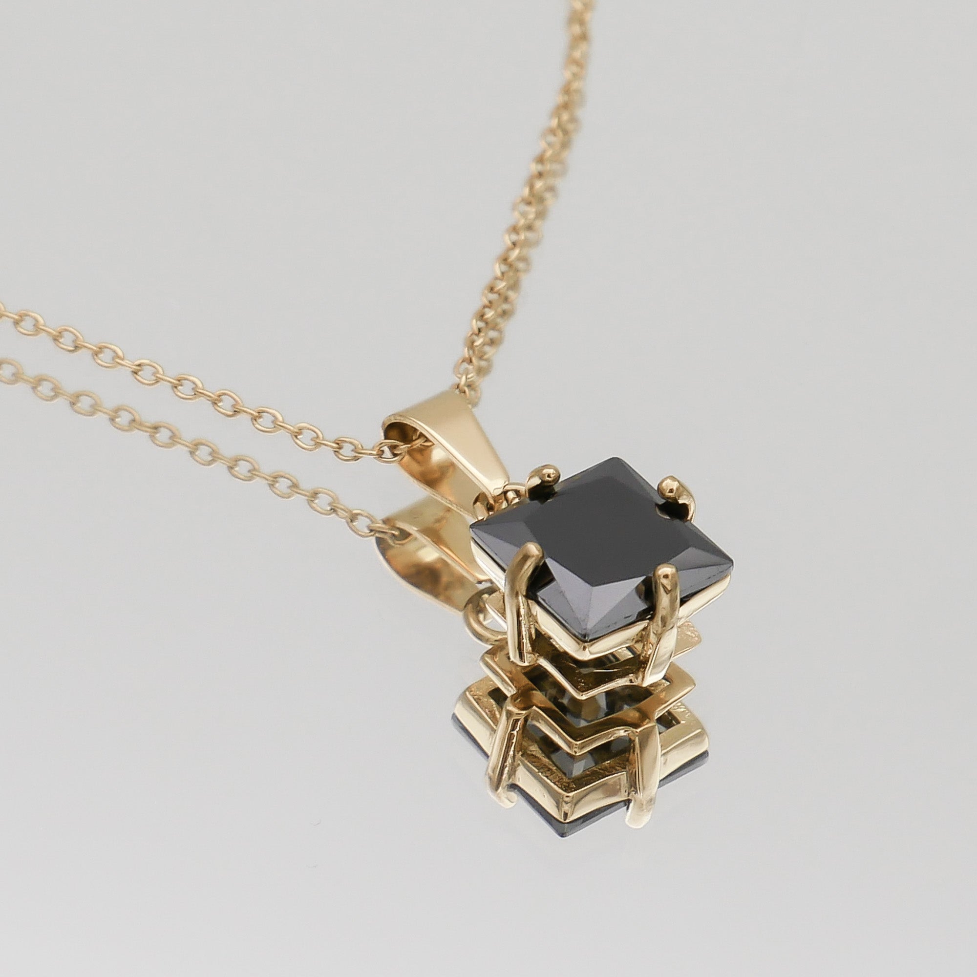 Asha Gemstone Necklace with onyx gem
