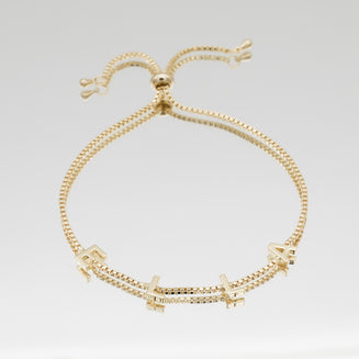 Classic personalised name bracelet in 18K gold with charm