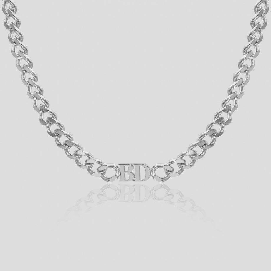 Initial choker necklace in silver