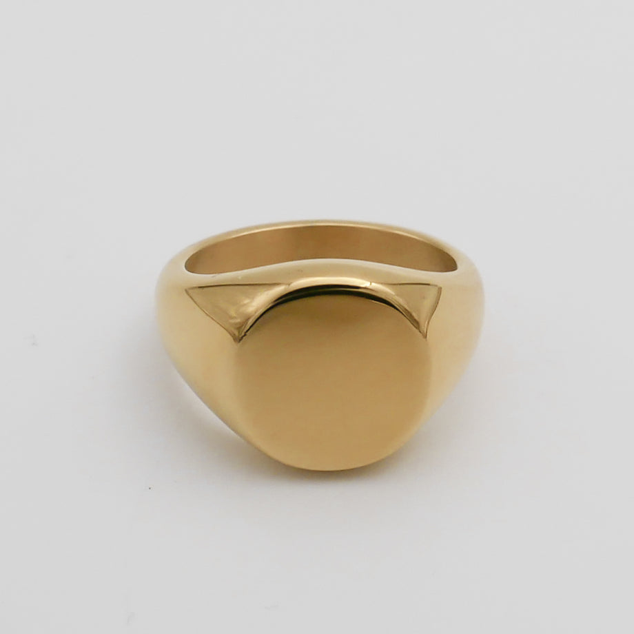 Women's Classic Gold Signet Ring | PRYA