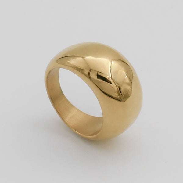 Alexa Dome Ring | Gold | PRYA