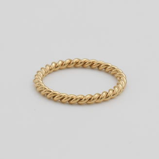 Fine Twisted Ring | PRYA