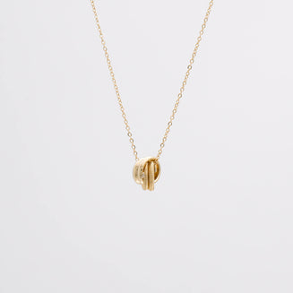 Kacie Contrast Knot Necklace | PRYA