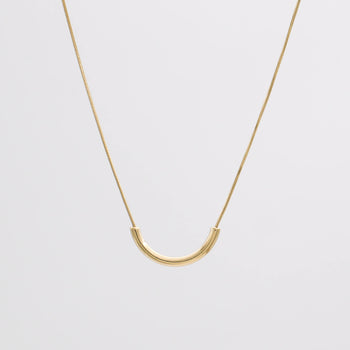 Cerys Crescent Bar Necklace | PRYA