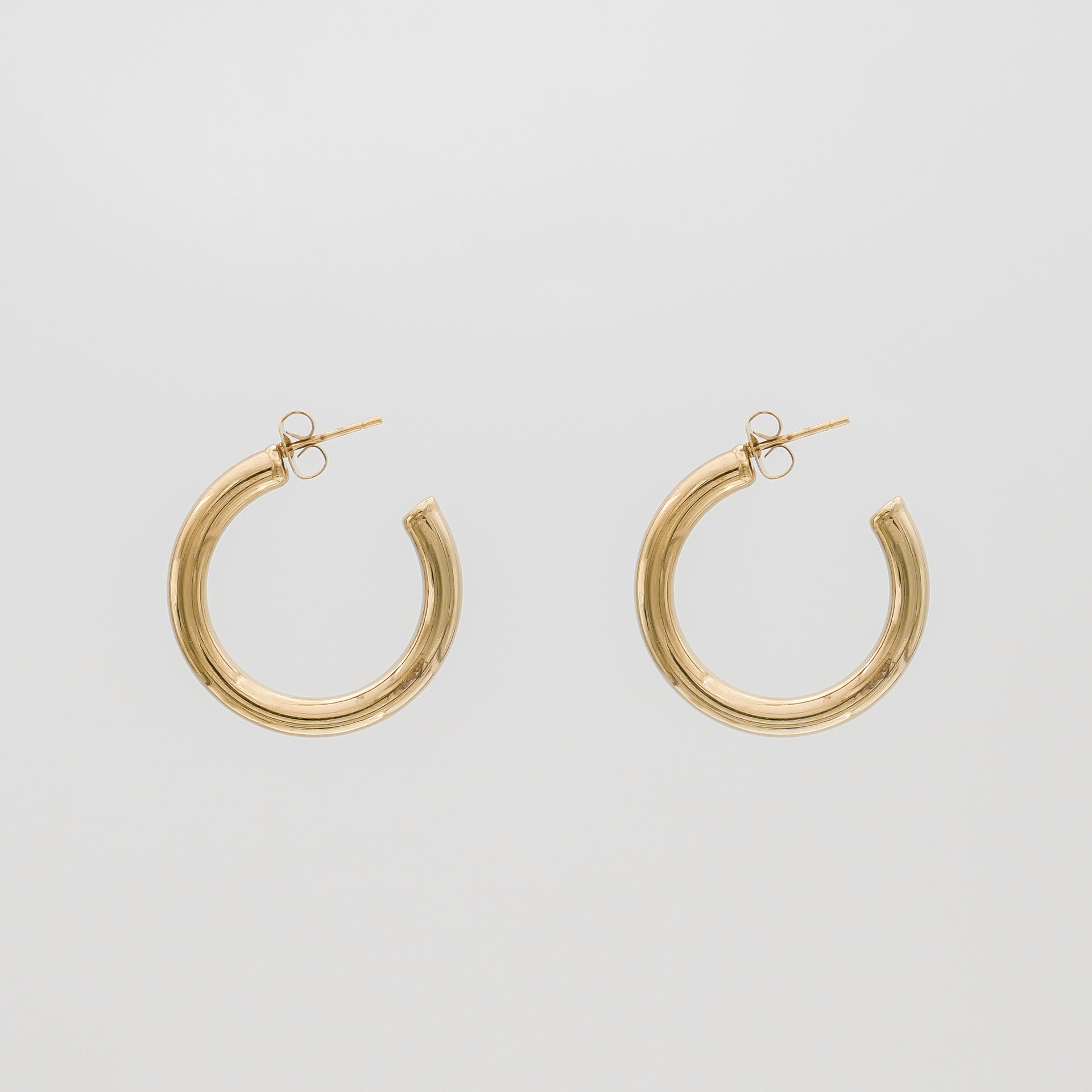 Tia Classic Hoop Earrings