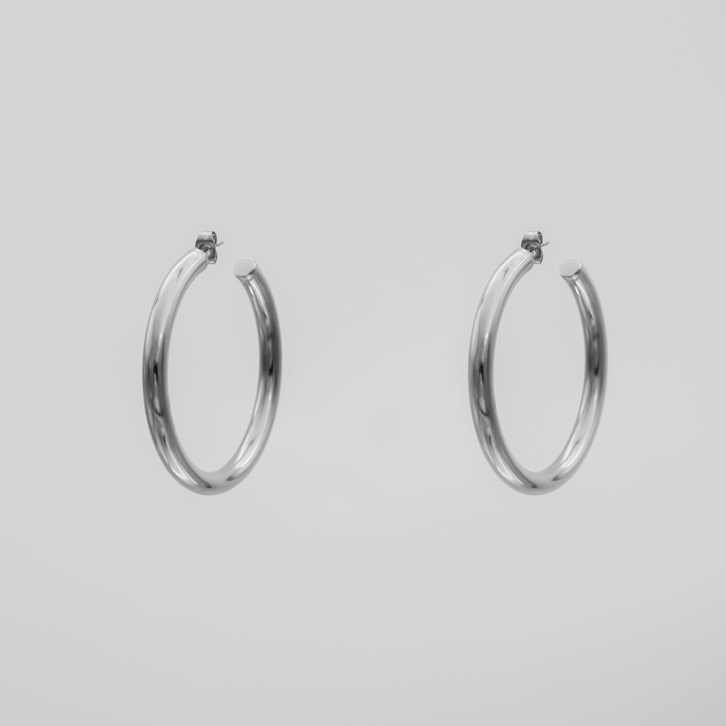 Tia Classic Hoop Earrings