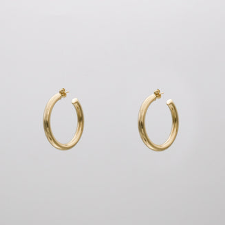 Tia Classic Hoop Earrings