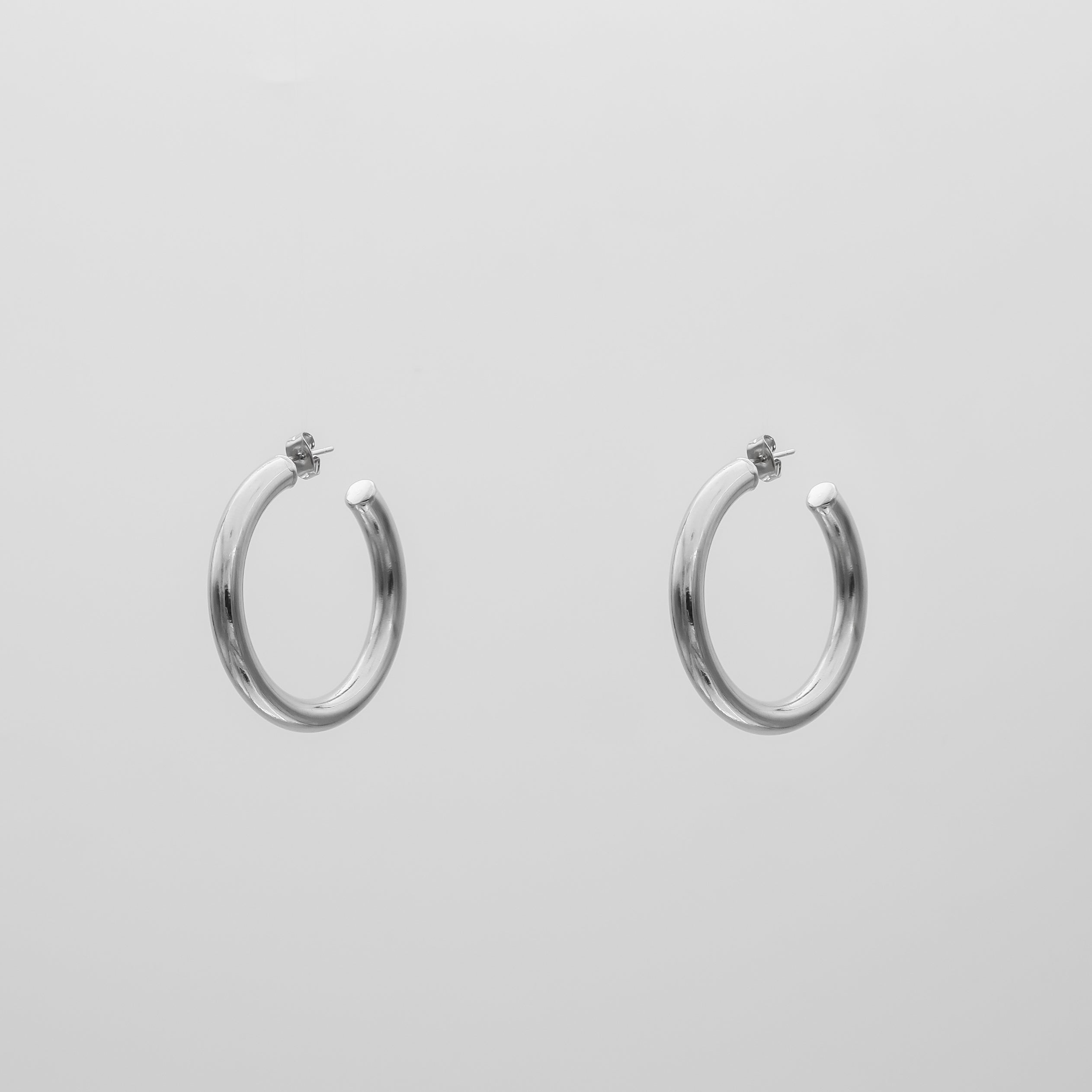 Tia Classic Hoop Earrings