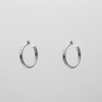 Tia Classic Hoop Earrings