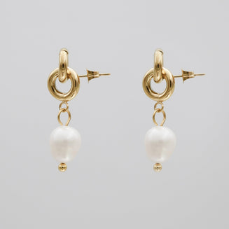 Alicia Pearl Interlocked Earrings